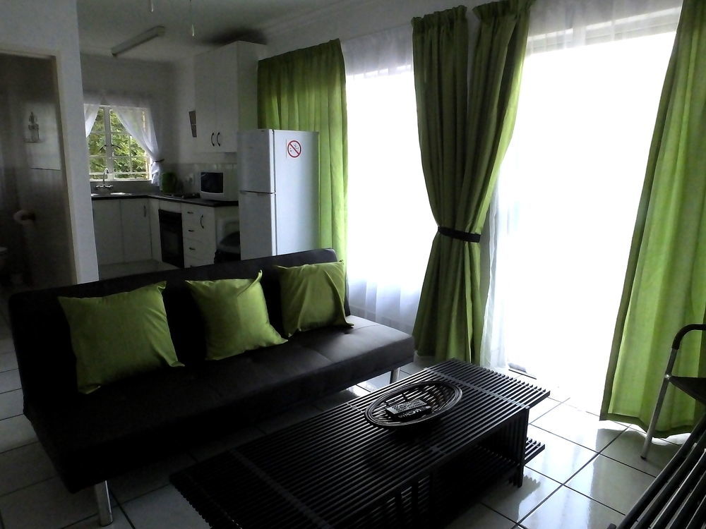 Sunshine Self Catering Apartment Mbombela Exterior photo